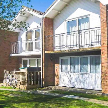 Villa Sea View 3-Bed Heated Pool Eat Bar Kids Park Lowestoft Bagian luar foto