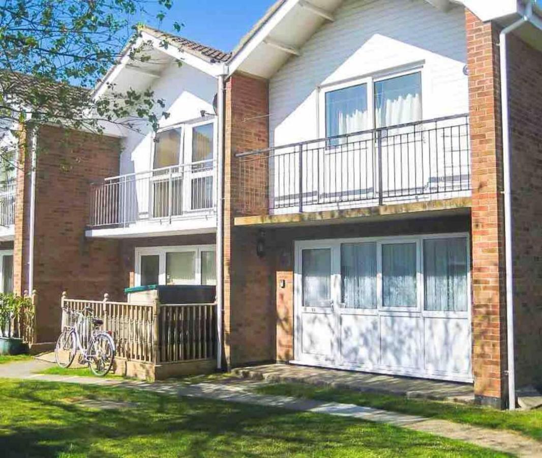 Villa Sea View 3-Bed Heated Pool Eat Bar Kids Park Lowestoft Bagian luar foto
