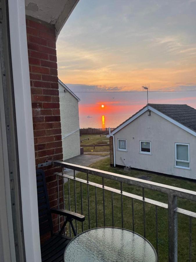 Villa Sea View 3-Bed Heated Pool Eat Bar Kids Park Lowestoft Bagian luar foto
