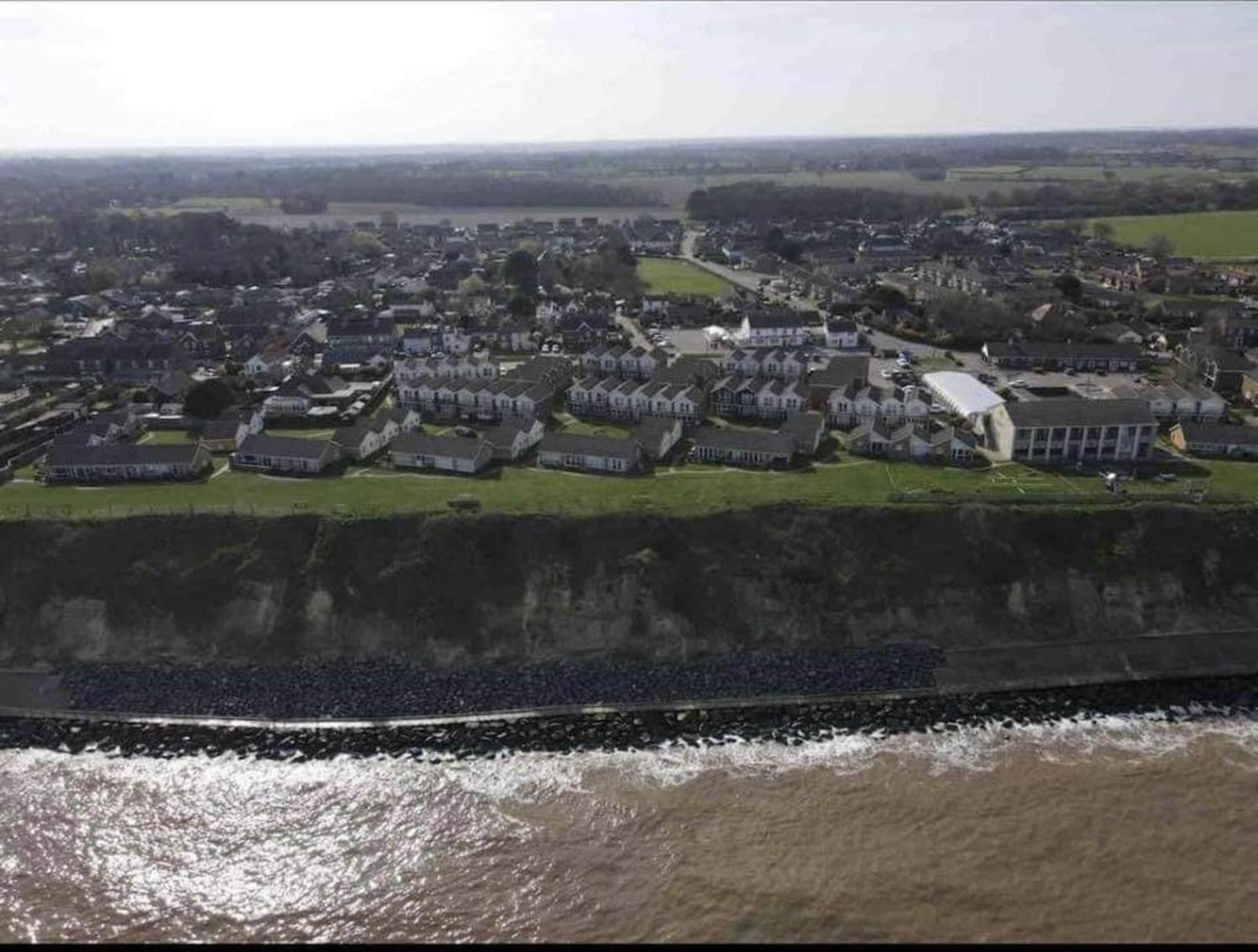 Villa Sea View 3-Bed Heated Pool Eat Bar Kids Park Lowestoft Bagian luar foto