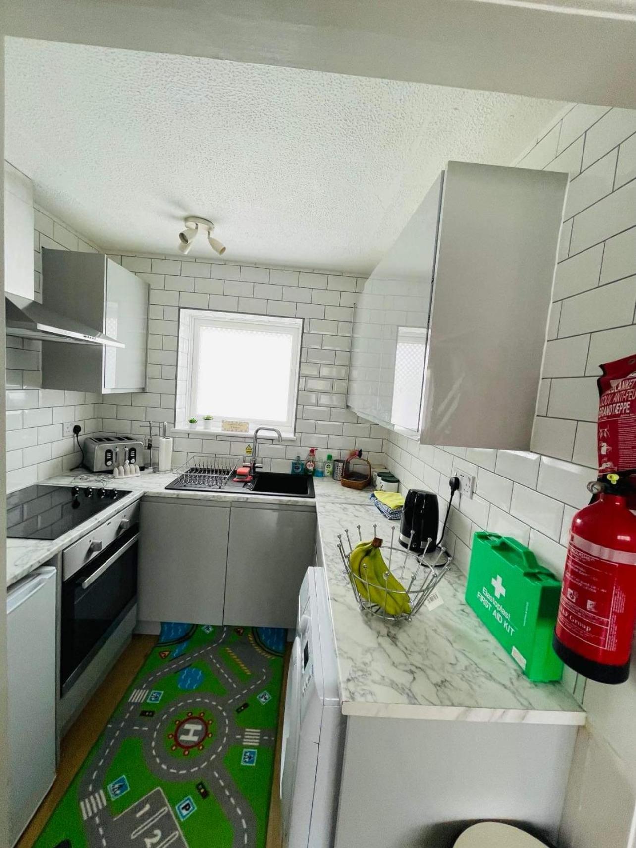 Villa Sea View 3-Bed Heated Pool Eat Bar Kids Park Lowestoft Bagian luar foto