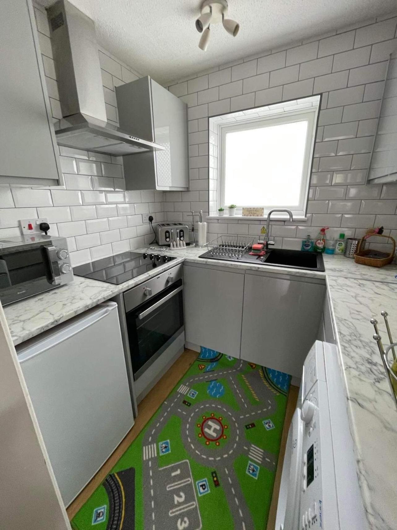 Villa Sea View 3-Bed Heated Pool Eat Bar Kids Park Lowestoft Bagian luar foto
